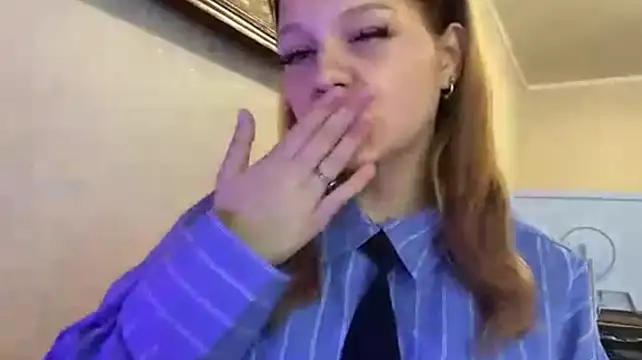 GeoGreta stripchat live cam model