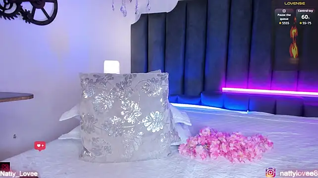 NattyLovee stripchat live cam model