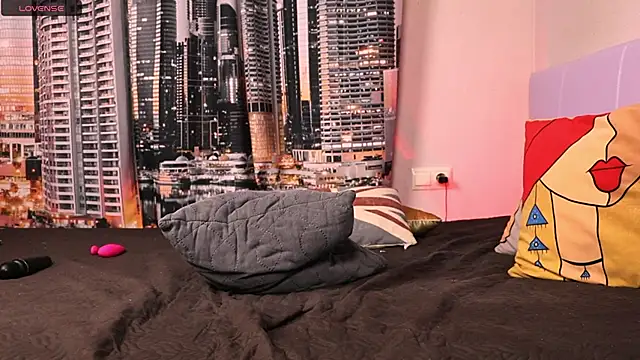 Sarsei stripchat live cam model