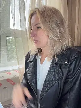 Lovebackground stripchat live cam model