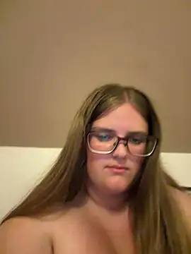 CurvyPaar2 stripchat live cam model