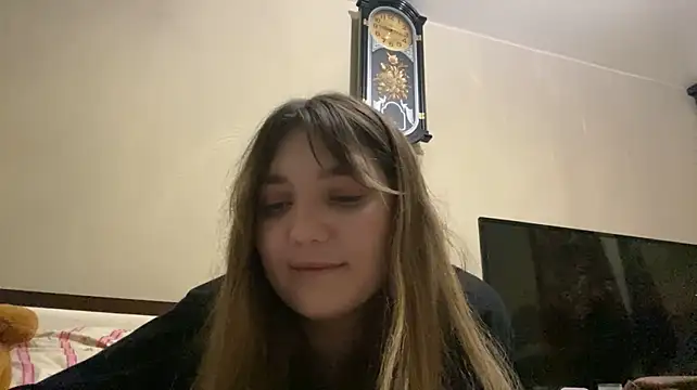 TynishaShute stripchat live cam model
