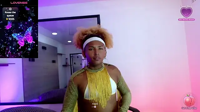 AshleyThenison stripchat live cam model