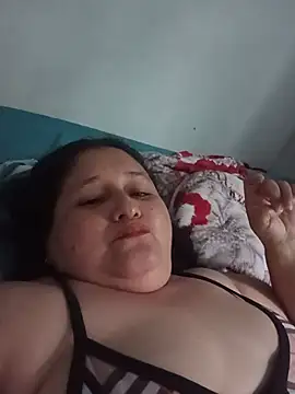 cloeth_lan stripchat live cam model