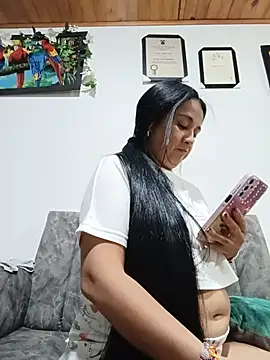 _Dr-Luna_1 stripchat live cam model
