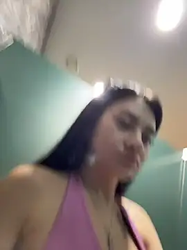Wet__Bunny stripchat live cam model
