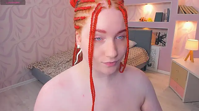 EthalCarlsqq stripchat live cam model