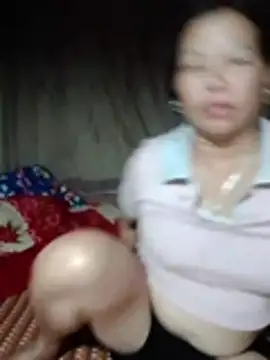 Mye_kiss stripchat live cam model