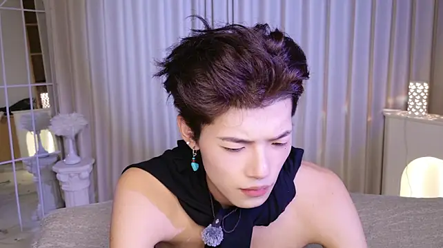 RenZeng stripchat live cam model
