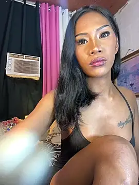 Tarah_victoria_collins stripchat live cam model
