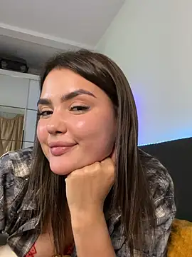 Vivienns stripchat live cam model
