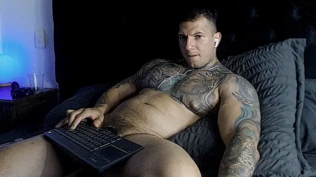 Shane_Clay stripchat live cam model