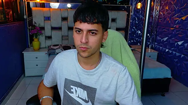 ian_sprouse stripchat live cam model