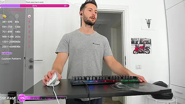 ZackFraser stripchat live cam model