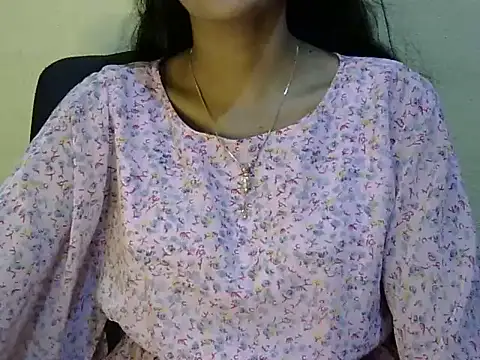 Hayat_K stripchat live cam model