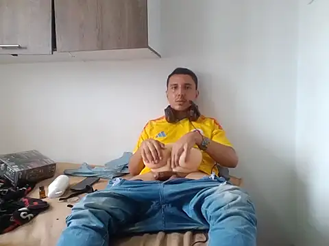 axeldaviid stripchat live cam model