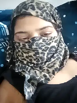 SanaStar stripchat live cam model