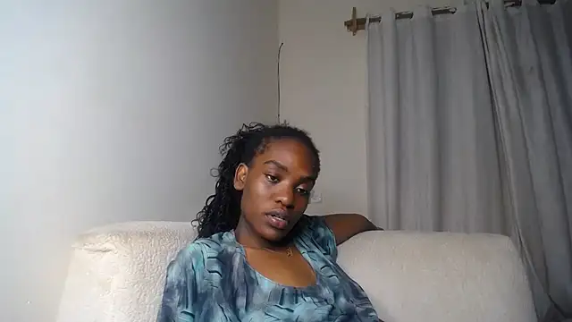 SiklyyBih stripchat live cam model