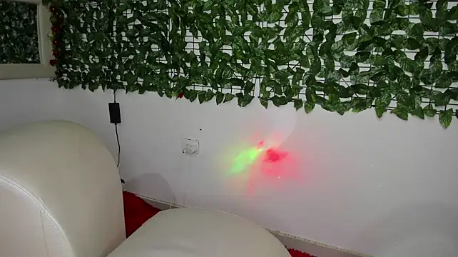 UnlimitedHotParty777 stripchat live cam model