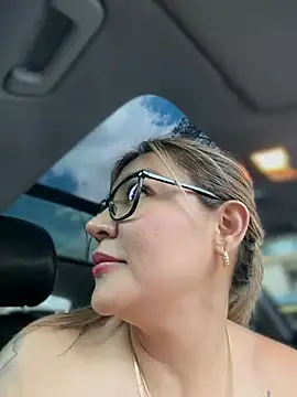 DIANITA_1988 stripchat live cam model