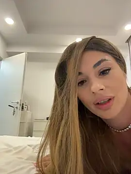 IsabellaEtthan stripchat live cam model