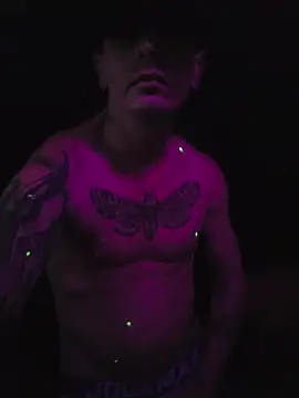 NEWHUNGBOY stripchat live cam model