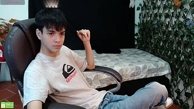 maxim_rod stripchat live cam model