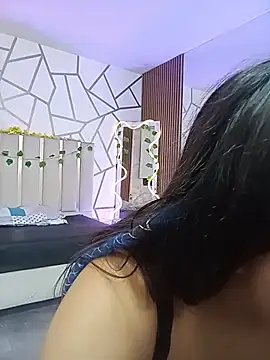 Amhira_Tay stripchat live cam model