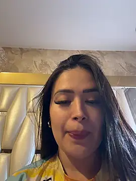 Sara_fun stripchat live cam model