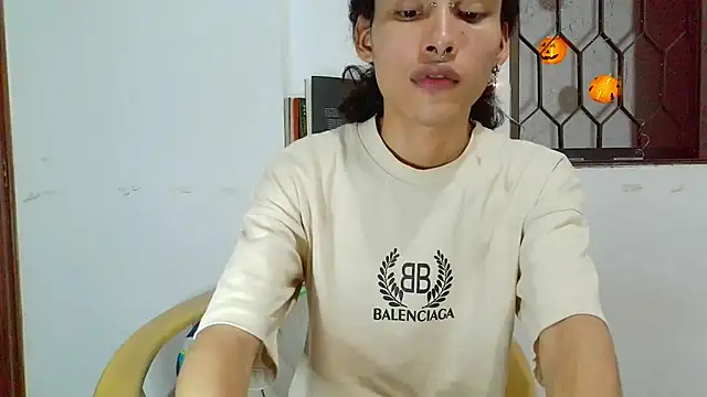 DeusGoth stripchat live cam model