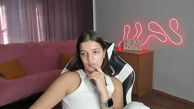 ChicGirl stripchat live cam model