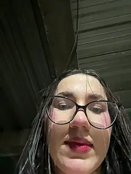 miakhalaf1 stripchat live cam model