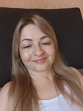 Kate2891 stripchat live cam model