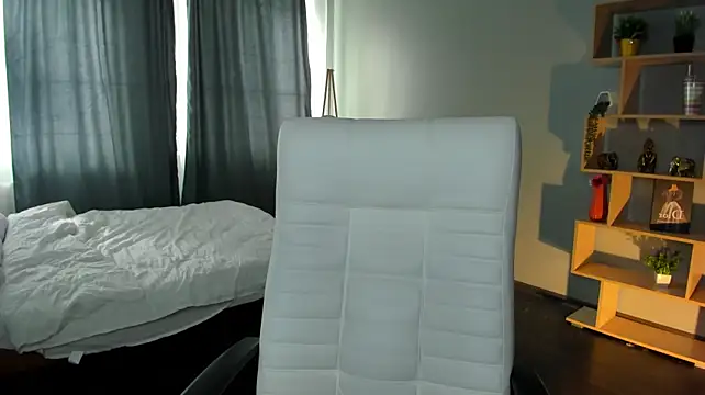 AnissaPote stripchat live cam model
