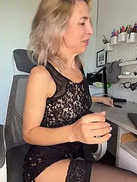 Lovebackground stripchat live cam model