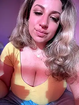 miamellycious stripchat live cam model