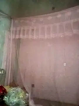 -Batici- stripchat live cam model