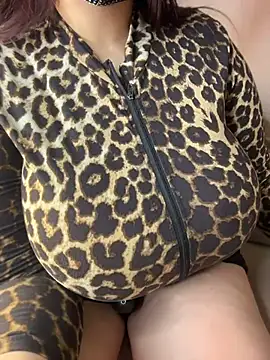 Hoot-Anime- stripchat live cam model