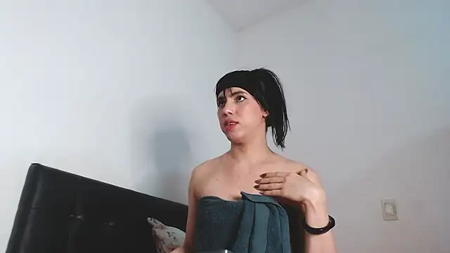 diosagolden stripchat live cam model