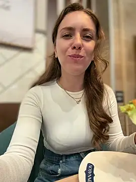 MariiD stripchat live cam model