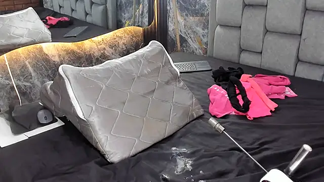 Couple_Gold69 stripchat live cam model