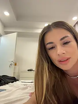 IsabellaEtthan stripchat live cam model