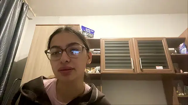 ZelmaBonato stripchat live cam model