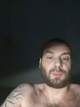 Compitiio89 stripchat live cam model