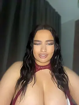 EmiliaPetrova stripchat live cam model