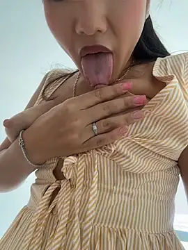 lean_lie8 stripchat live cam model