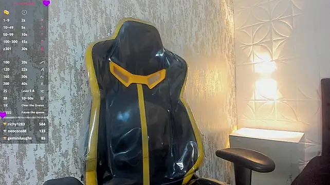 sahiira stripchat live cam model
