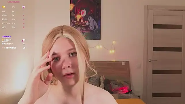 _yourFoxy_ stripchat live cam model