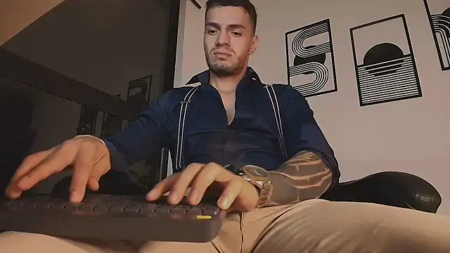 ALPHA_DOMINUS_ stripchat live cam model