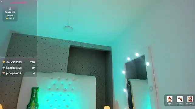 SiennaFranco stripchat live cam model